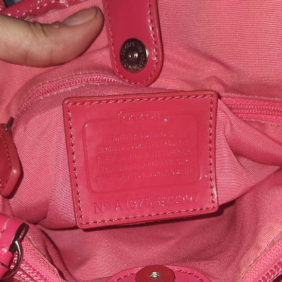 vintage Coach Pink Signature Shoulder Bag - Picture 5 of 5